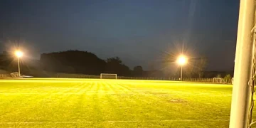 Νέος “έξυπνος” φωτισμός στο γήπεδο ποδοσφαίρου Φερών