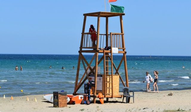 Δεκαεπτά ναυαγοσώστες φέτος στις παραλίες της Αλεξανδρούπολης