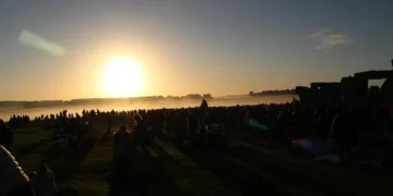 Θερινό ηλιοστάσιο: Σήμερα η μεγαλύτερη ημέρα του χρόνου