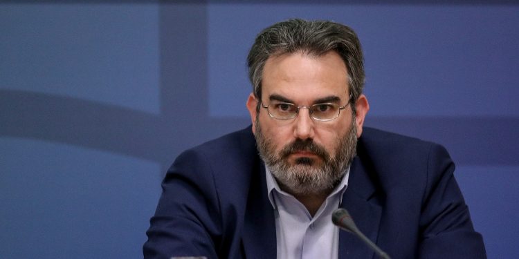 Τι αλλάζει στον κανονισμό πυροπροστασίας – Οι διευκρινίσεις για τα κλαδέματα και την καύσιμη ύλη – Απάντηση στον Συνήγορο του Πολίτη