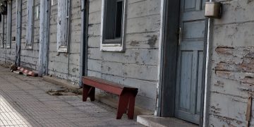 Φίλοι Γαλλικού Σταθμού Αλεξανδρούπολης: Στην Αλεξανδρούπολη, οι σταθμοί αφήνονται να καταρρέουν ή να καίγονται