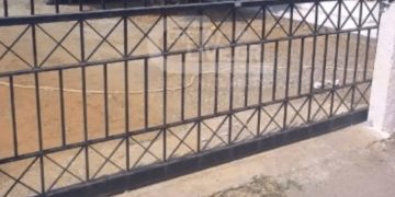 Αλεξανδρούπολη: Καγκελόπορτα από Airbnb καταπλάκωσε 4χρονο κοριτσάκι