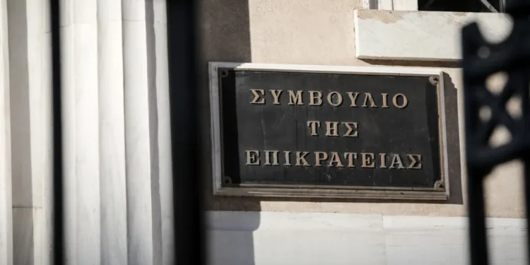 Προσφυγή στο ΣτΕ κατά του νέου φορολογικού νόμου από ελεύθερους επαγγελματίες, επιστήμονες, επαγγελματοβιοτέχνες και εμπόρους