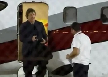 Στη Θεσσαλονίκη αναζητώντας τοποθεσίες για τα γυρίσματα της νέας του ταινίας ο Τομ Κρούζ