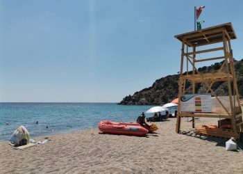 Σαμοθράκη: Με ναυαγοσώστη πλέον η παραλία Παχιά Άμμος