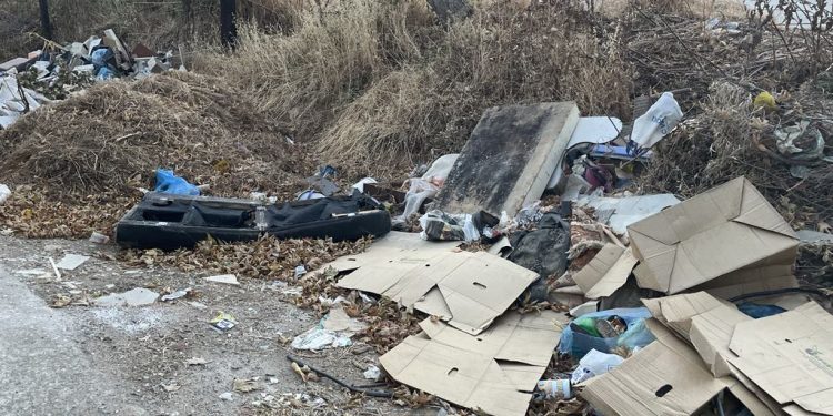 “ΑΡΧΗ” Σταυράκογλου: Εϊναι θλιβερό και ντροπιαστικό να βλέπουμε τον δήμο μας να πνίγεται στα σκουπίδια