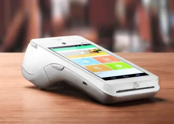 Εστίαση: Με POS η πληρωμή παράδοσης καφέ και φαγητού στην πόρτα