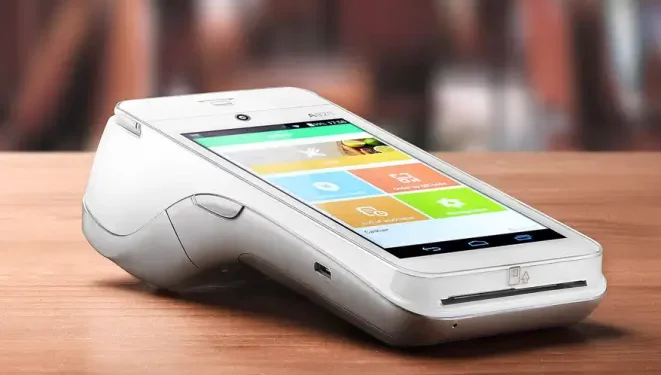 Εστίαση: Με POS η πληρωμή παράδοσης καφέ και φαγητού στην πόρτα