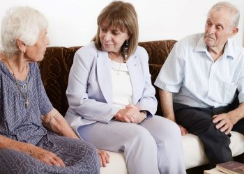 Το ζεύγος Αραμπατζή, που δώρισε 100.000 ευρώ στο Νοσοκομείο Διδυμοτείχου επισκέφτηκε η ΠτΔ