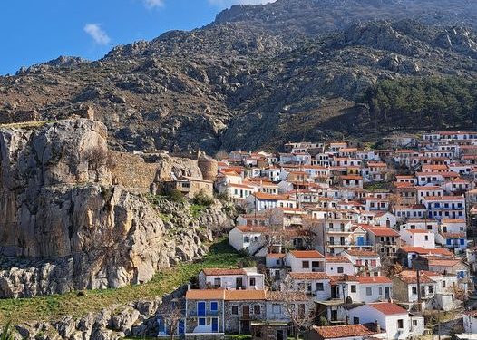 Ένας στους δύο Έλληνες δεν θα κάνουν διακοπές- “Κόβουν” δαπάνες από παντού λόγω ακρίβειας