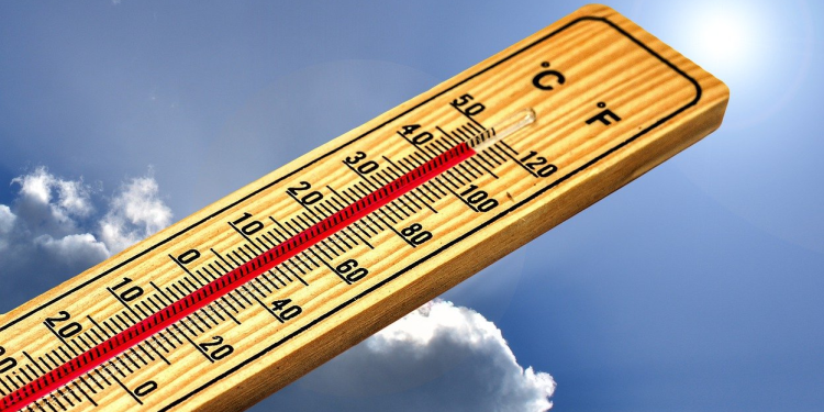 Meteo: Παρατεταμένο διάστημα πολύ υψηλών θερμοκρασιών αναμένονται τον Ιούλιο