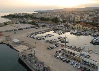 Στο λιμάνι της Αλεξανδρούπολης η κανονιοφόρος “ΤΟΛΜΗ”