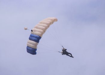 Νεκρός αλεξιπτωτιστής στην Ξάνθη