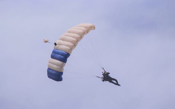 Νεκρός αλεξιπτωτιστής στην Ξάνθη