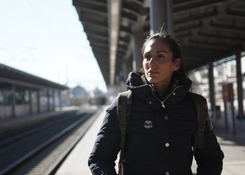 Τραγωδία στα Τέμπη: Στο Netflix το ντοκιμαντέρ #MAMAERXOMAI της Ανθής Βούλγαρη