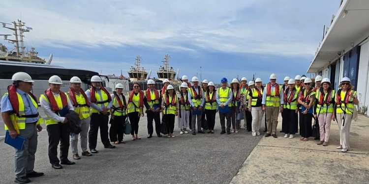 Αλεξανδρούπολη: Από την 1η Οκτωβρίου η εμπορική λειτουργία του FSRU