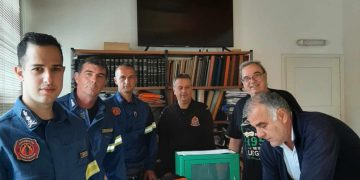 Με νέα υλικά και υπερσύγχρονο απινιδωτή το Πυροσβεστικό Σώμα Σαμοθράκης