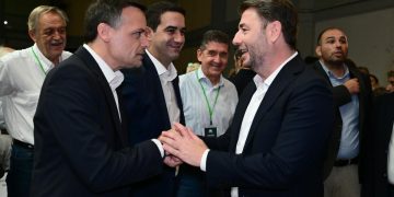 Εκλογές ΠΑΣΟΚ: Με μικρή διαφορά πρώτος στον Έβρο ο Χ. Δούκας – Νίκη Ανδρουλάκη πανελλαδικά