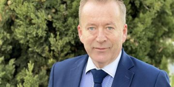 ΣΥΡΙΖΑ: Να επανακατασκευαστεί το έργο μνήμης στα Τέμπη