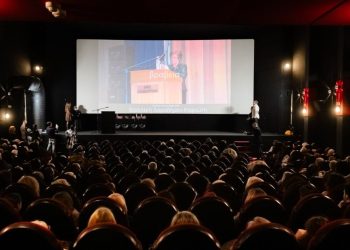 Γυναίκες που τιμήθηκαν στην εκδήλωση αφιερωμένη στη γυναικεία δύναμη στην Αλεξανδρούπολη.
