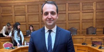 Χρήστος Δερμετζόπουλος, Πρόεδρος της Επιτροπής Οικονομικών Υποθέσεων.