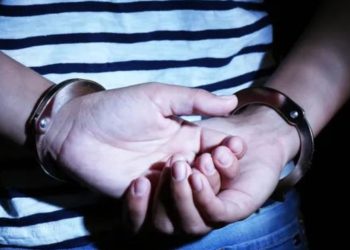 Περιπολικό της Αστυνομίας Καβάλας έξω από Τμήμα – εξιχνίαση υπόθεσης κλοπών