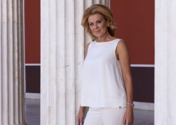 Η Ευγενία Μανωλίδου παρουσιάζει τα βιβλία της στην Αλεξανδρούπολη