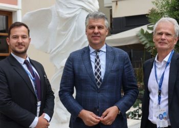 Επίσκεψη ξένων οικονομικών ακολούθων σε επιχειρήσεις της Ανατολικής Μακεδονίας και Θράκης