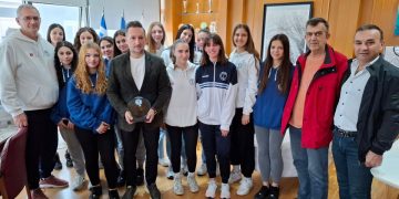 Νίκη Αλεξανδρούπολης Κορασίδες Κ18 – Πρωταθλήτριες ΕΣΠΕΘΡ 2024-2025, κατάκτηση τίτλου βόλεϊ.