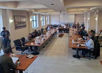 Κάτοικοι της Αλεξανδρούπολης αντιδρούν στην εγκατάσταση κεραίας κινητής τηλεφωνίας