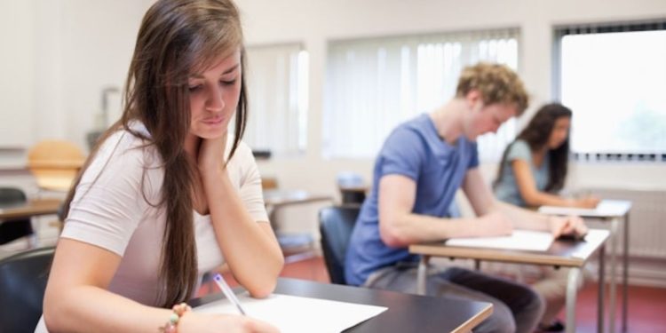 Λύσεις θεμάτων Μαθηματικών Άλγεβρας ΕΠΑ.Λ 2025 – Αναλυτικές απαντήσεις