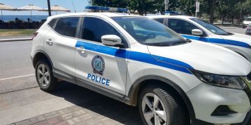 Σύλληψη διακινητή με 8 παράτυπους μετανάστες στην Εγνατία Οδό