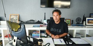 Συνέντευξη με τον Πρόεδρο του Εμπορικού Συλλόγου Αλεξανδρούπολης, κ. Βασίλειο Κασαπίδη: Προκλήσεις και Προοπτικές για την Τοπική Επιχειρηματικότητα