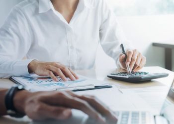 Η ΑΑΔΕ ανακοίνωσε παράταση της προθεσμίας για την υποβολή φορολογικών δηλώσεων φυσικών και νομικών προσώπων μέχρι τις 21 Ιουλίου