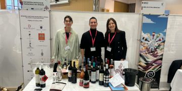Παρουσία των οινοποιείων της Περιφέρειας ΑΜΘ στο «Χάρτη των Γεύσεων 2025» στη Θεσσαλονίκη, με έκθεση κρασιών και αποσταγμάτων.