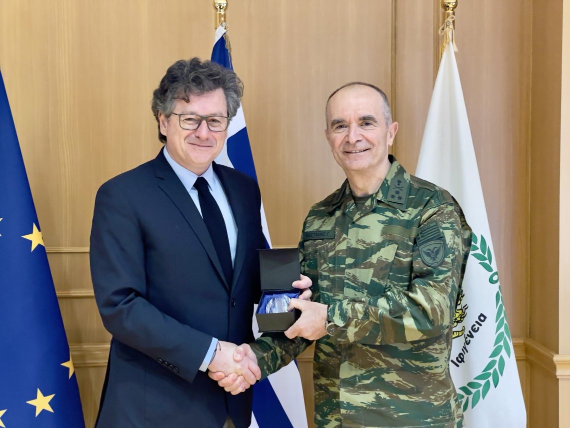 Ο Αρχηγός ΓΕΣ υποδέχθηκε τον Δήμαρχο Ορεστιάδας