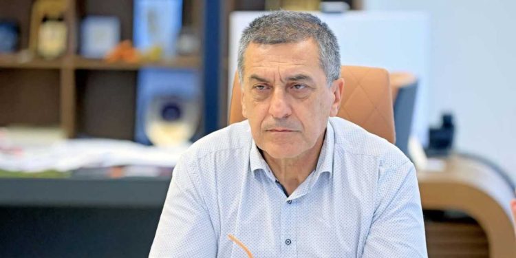 ΠΓΝ Λάρισας: Νέα Εποχή στην Οφθαλμολογική Κλινική με Στήριξη της Περιφέρειας Θεσσαλίας