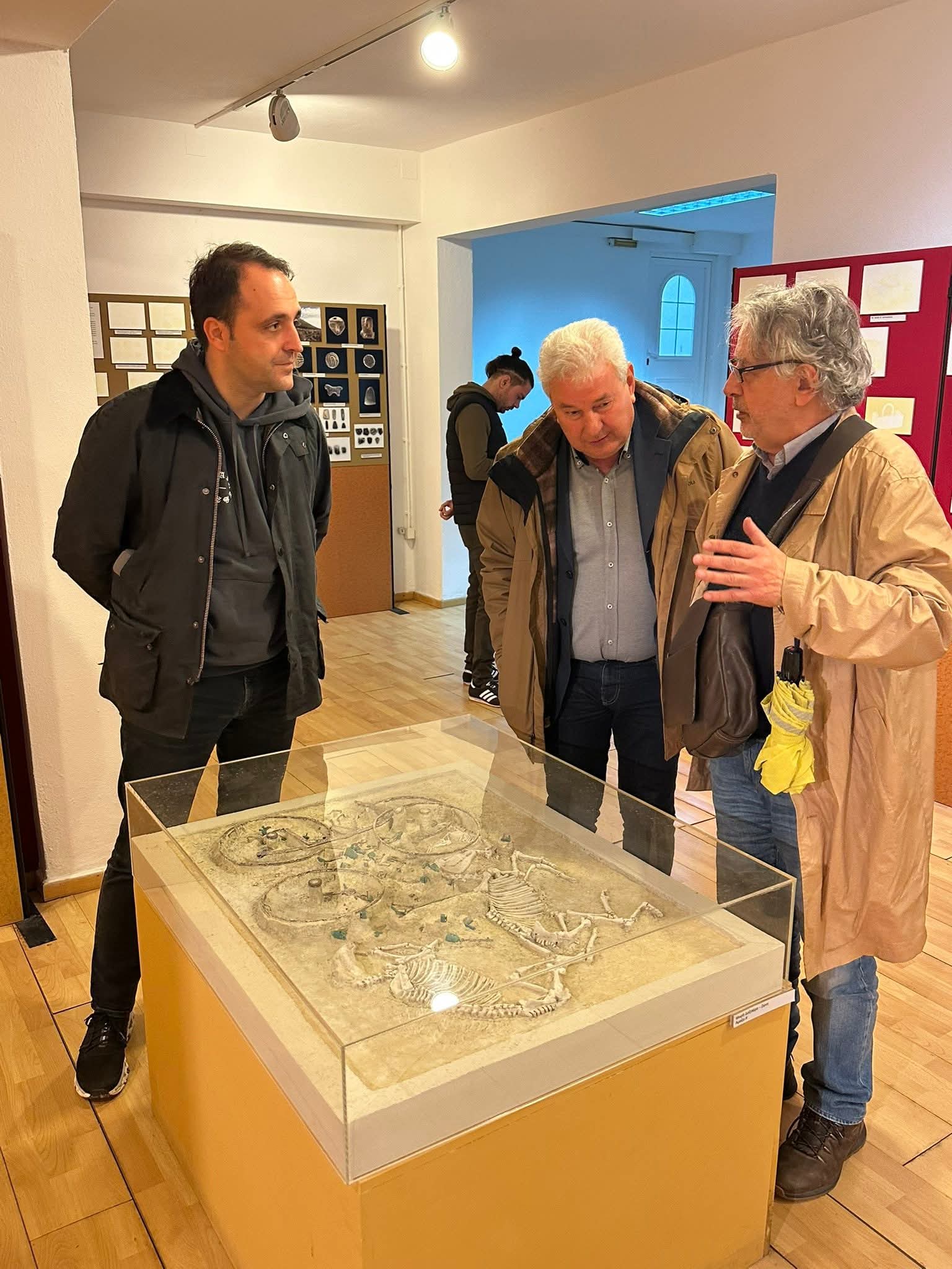 Ο Χρήστος Δερμεντζόπουλος παρευρέθηκε στην ημερίδα για τον Τύμβο Σπηλαίου