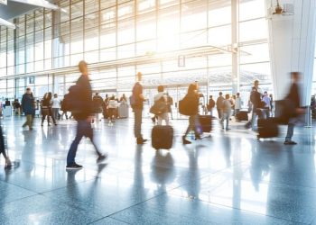 Άνοδος επιβατικής κίνησης στα αεροδρόμια της χώρας