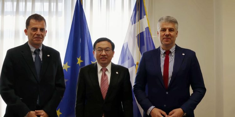 Στενότερη συνεργασία ΑΜΘ και Κίνας