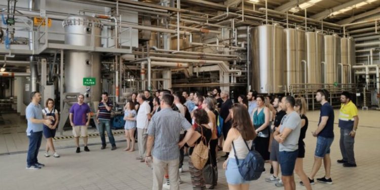 Αθηναϊκή Ζυθοποιία: Επενδύσεις και πράσινη ανάπτυξη στην Πάτρα