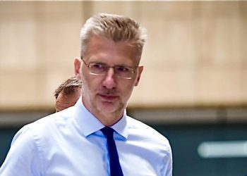 Σκέρτσος κατά Τσίπρα: “Το ηθικό πλεονέκτημα είναι καταφύγιο πολιτικών απατεώνων”