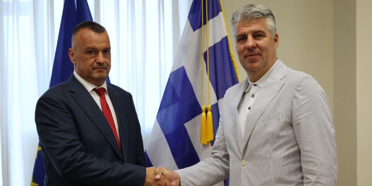 Συνάντηση του Περιφερειάρχη Ανατολικής Μακεδονίας και Θράκης Χριστόδουλου Τοψίδη με τον Νομάρχη Κίρτζαλι Biser Nikolov