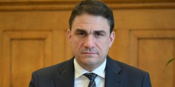 ΠΑΣΟΚ: Κριτική στην κυβέρνηση για σταθερότητα και οικονομία