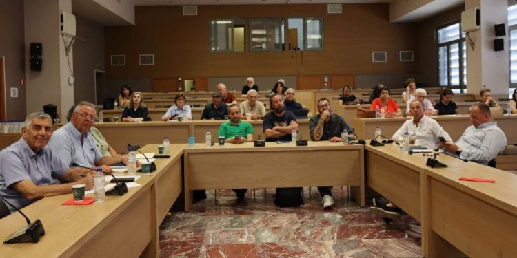 Η διαβούλευση θα συνεχιστεί σε όλη την Περιφέρεια