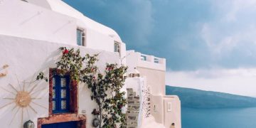 Πόσο κρατούν οι διακοπές των Ελλήνων
