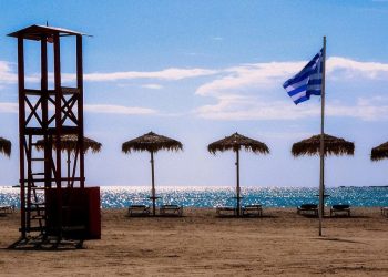 Παραλίες: Στο μικροσκόπιο οι παραβάσεις με drones και MyCoast