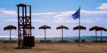 Παραλίες: Στο μικροσκόπιο οι παραβάσεις με drones και MyCoast