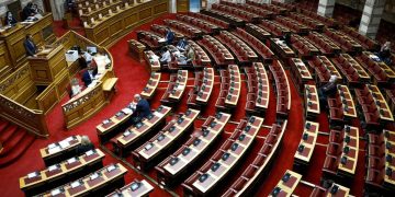 Δ. Νατσιός: Στη Βουλή η τιμή εξαγοράς των «κόκκινων» δανείων