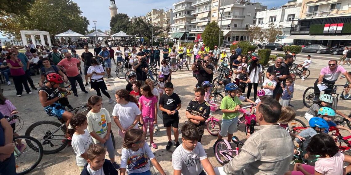 Περισσότεροι από 250 στο ποδήλατο